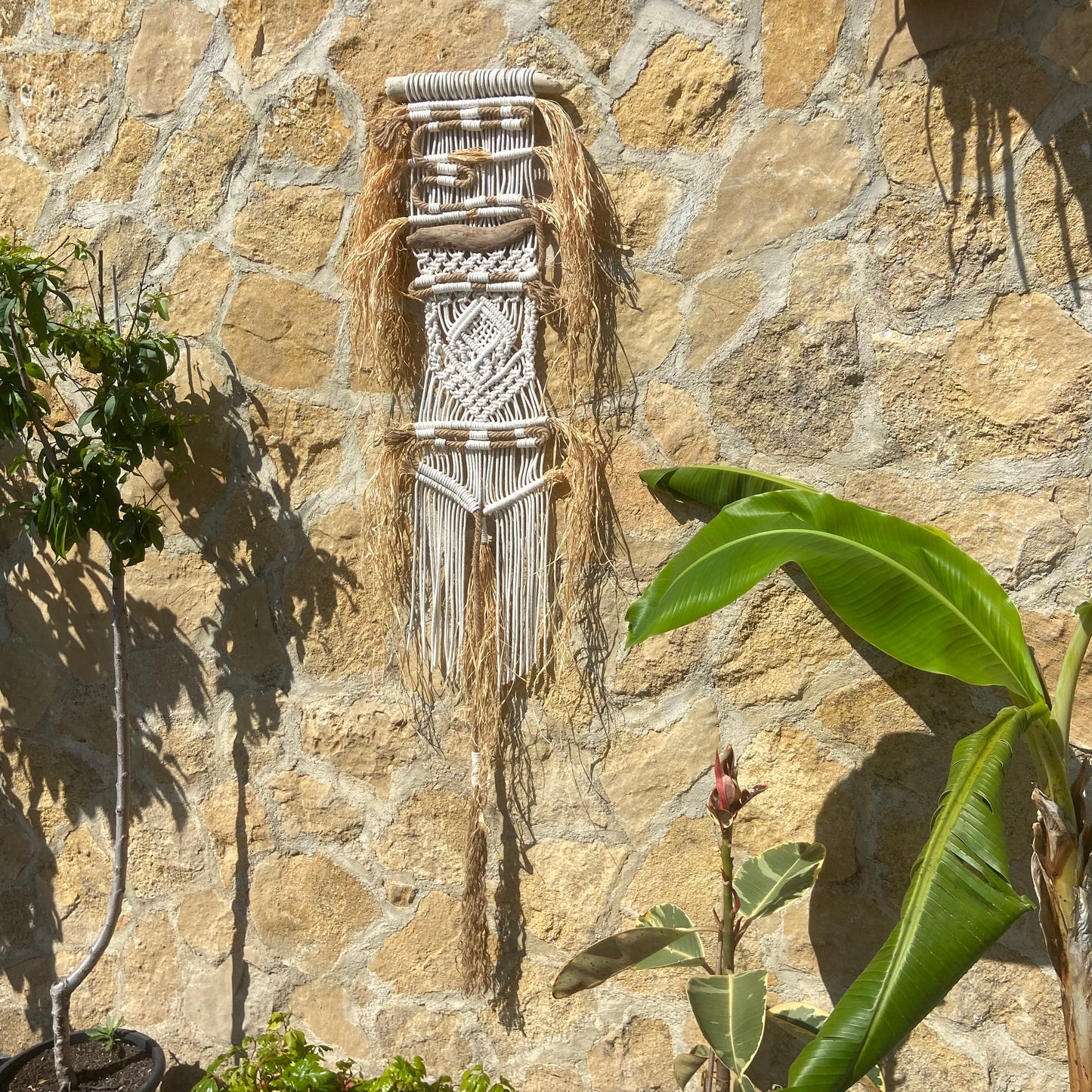 Tapiz 116 - Ritual de raíces – Tapiz Hecho a Mano – Decoración Boho Chic – Arte Textil Moderno – Macraweaving Único macramé